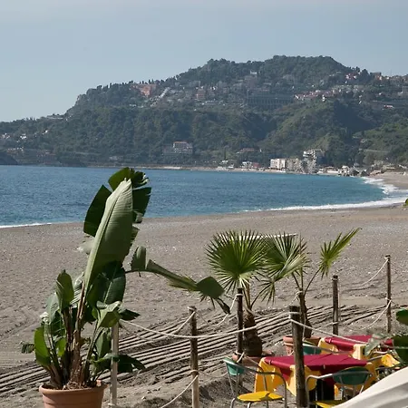 Casa Putti Apartment Letojanni
